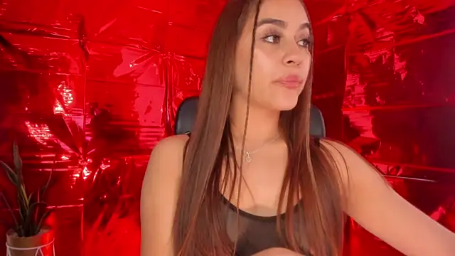 Snapshot of aliss_ev chatting on 02-20-25, 10:26 aliss ev online show from 02-20-25, 10:26