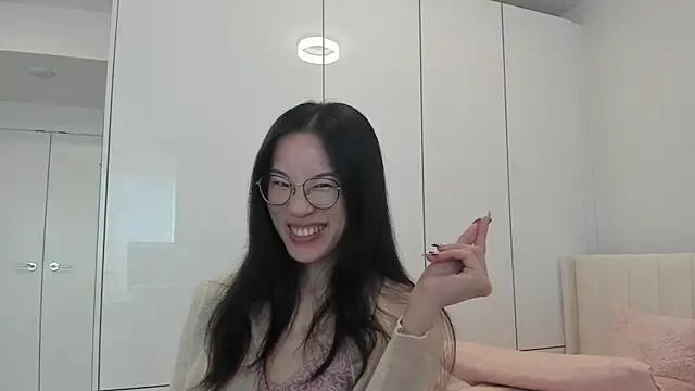 secretgirlfriendxo online show from 12-15-25, 11:09