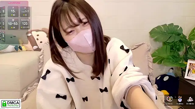 Snapshot of SUZU_ chatting on 04-30-26, 03:13 SUZU online show from 04-30-26, 03:13
