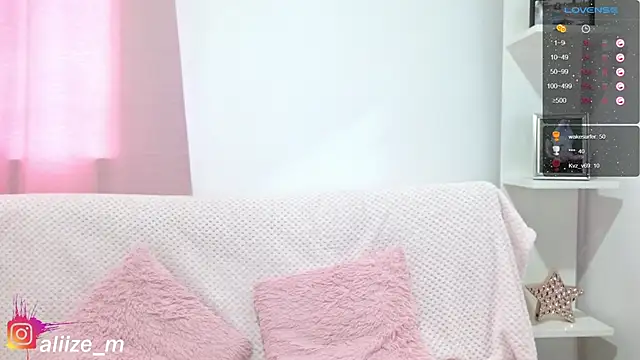 aliicee m online show from 01-24-25, 03:24