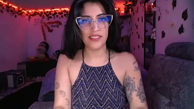 Snapshot of azahar__ziiz chatting on 01-16-25, 01:58 azahar ziiz online show from 01-16-25, 01:58