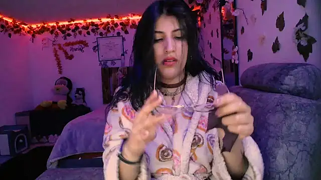 Snapshot of azahar__ziiz chatting on 01-17-25, 08:45 azahar ziiz online show from 01-17-25, 08:45