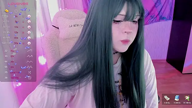 Snapshot of SelenaCute chatting on 06-12-26, 09:08 SelenaCute online show from 06-12-26, 09:08