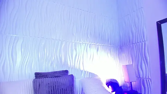 Abby  colins online show from 09-16-25, 09:16