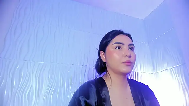 Abby  colins online show from 09-19-25, 09:48