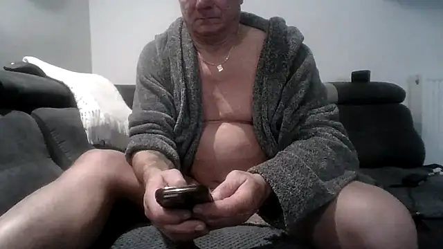 Snapshot of jaaako970 chatting on 11-16-25, 11:21 jaaako970 online show from 11-16-25, 11:21