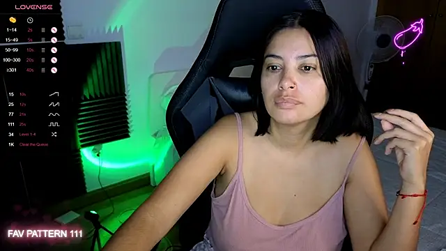 AnnaQueen online show from 10-18-25, 02:25