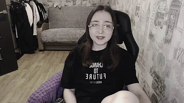 Snapshot of AmeliaKamishiro chatting on 02-14-25, 07:54 AmeliaKamishiro online show from 02-14-25, 07:54