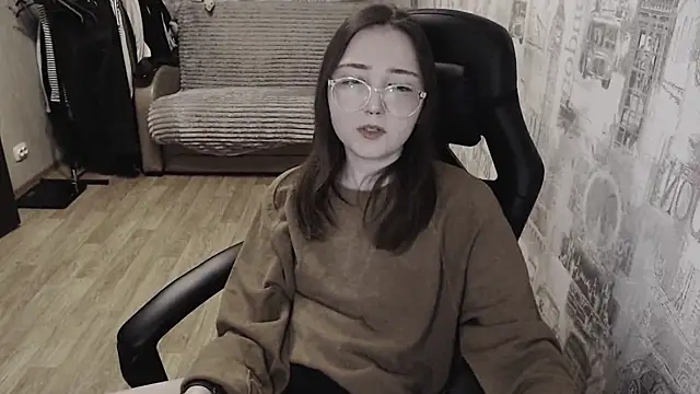 Snapshot of AmeliaKamishiro chatting on 02-22-25, 03:58 AmeliaKamishiro online show from 02-22-25, 03:58