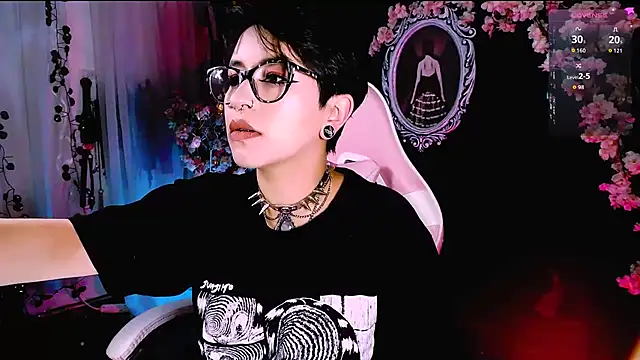 Snapshot of kitty_roxy chatting on 02-05-26, 05:12 kitty roxy online show from 02-05-26, 05:12