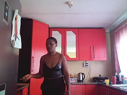 Snapshot of Malaika_Nkosi chatting on 01-07-25, 12:09 Malaika Nkosi online show from 01-07-25, 12:09