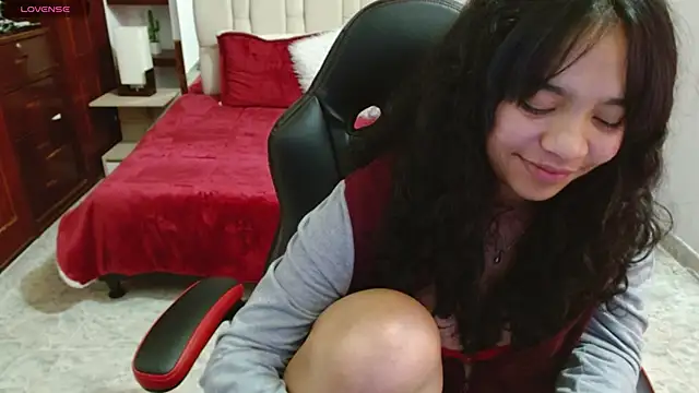 Snapshot of laureentt_ chatting on 02-20-25, 09:22 laureentt online show from 02-20-25, 09:22