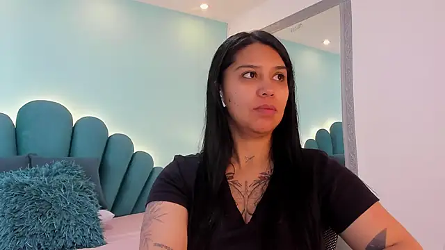 sharlott18 online show from 03-14-26, 12:21