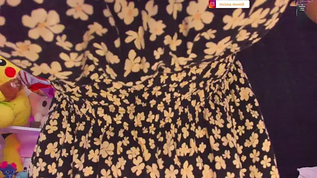 Snapshot of cinna_monroll chatting on 06-21-26, 11:40 cinna monroll online show from 06-21-26, 11:40