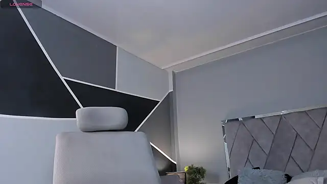 Snapshot of Markbrown chatting on 12-08-24, 01:47 Markbrown online show from 12-08-24, 01:47