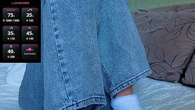 Snapshot of Miss_Flexi_fit chatting on 11-15-25, 10:23 Miss Flexi fit online show from 11-15-25, 10:23