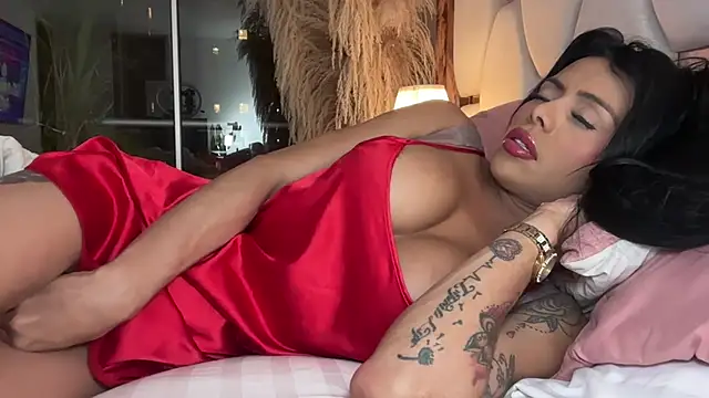 Snapshot of HOT_LADY_777 chatting on 12-17-24, 12:23 HOT LADY 777 online show from 12-17-24, 12:23