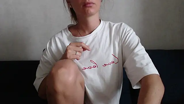 Snapshot of Jennna_Maya chatting on 09-12-25, 09:20 Jennna Maya online show from 09-12-25, 09:20