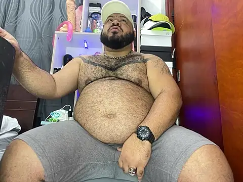 Latino bigcock online show from 02-04-25, 06:06