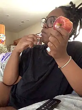 Snapshot of SweetHoneyBunz chatting on 11-27-25, 07:38 SweetHoneyBunz online show from 11-27-25, 07:38