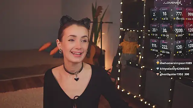 Snapshot of bananya_kitty chatting on 02-08-25, 09:03 bananya kitty online show from 02-08-25, 09:03