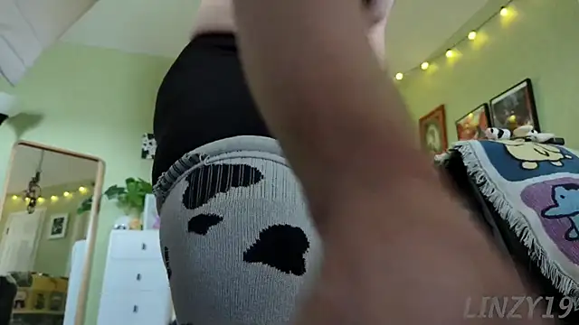 Linzy 19 online show from 02-14-25, 07:02