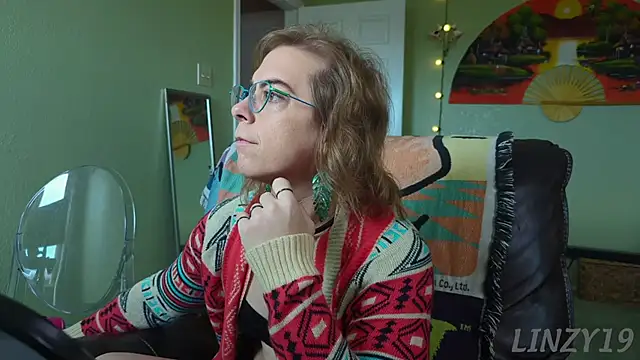 Linzy 19 online show from 09-27-25, 04:56