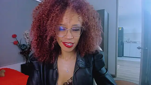 Snapshot of ScarlettMalbec chatting on 04-28-26, 09:31 ScarlettMalbec online show from 04-28-26, 09:31
