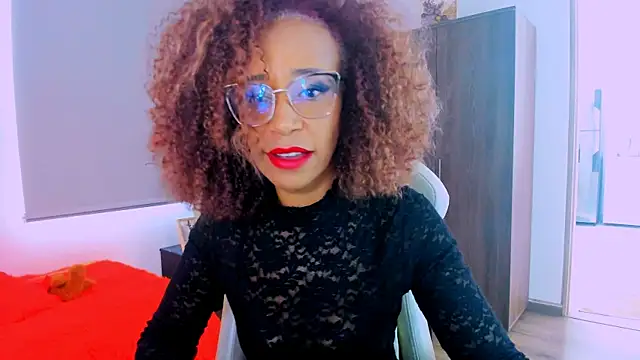 Snapshot of ScarlettMalbec chatting on 06-19-26, 08:34 ScarlettMalbec online show from 06-19-26, 08:34