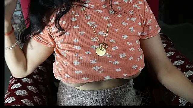 -AyeshaSinghania- online show from 03-04-25, 09:07