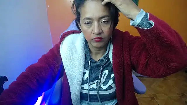 Snapshot of daleska_ayala_1 chatting on 02-09-25, 03:32 daleska ayala 1 online show from 02-09-25, 03:32