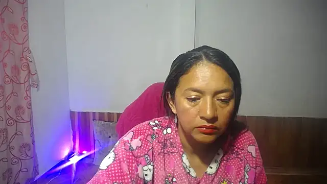 Snapshot of daleska_ayala_1 chatting on 02-28-25, 11:03 daleska ayala 1 online show from 02-28-25, 11:03