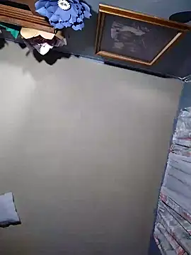 macnificent1fr online show from 12-25-24, 01:42