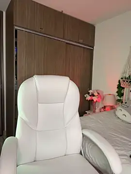 andre queen09 online show from 04-18-26, 10:19