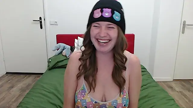 Snapshot of cumfun chatting on 01-26-25, 06:48 cumfun online show from 01-26-25, 06:48