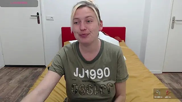Snapshot of cumfun chatting on 02-20-25, 08:17 cumfun online show from 02-20-25, 08:17