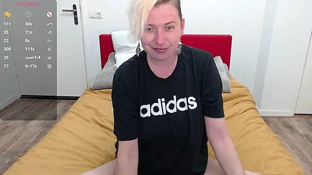 Snapshot of cumfun chatting on 02-26-25, 06:11 cumfun online show from 02-26-25, 06:11