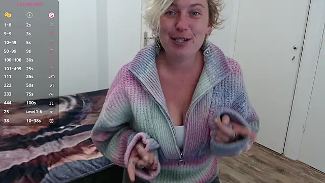 Snapshot of cumfun chatting on 09-15-25, 07:41 cumfun online show from 09-15-25, 07:41