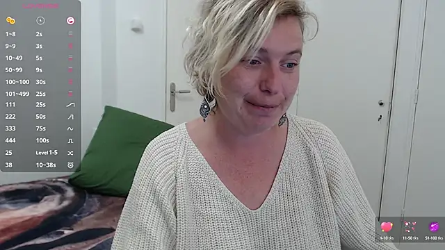 Snapshot of cumfun chatting on 09-29-25, 08:57 cumfun online show from 09-29-25, 08:57