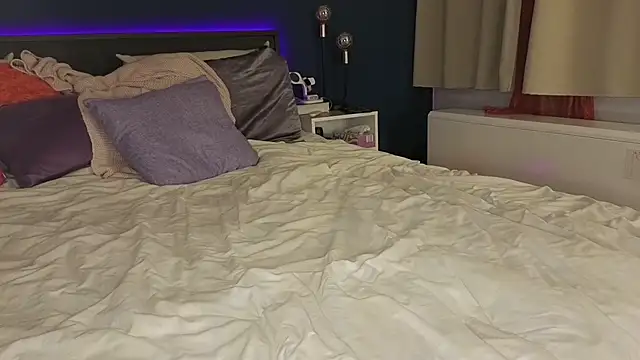 VictoriaLaFleur online show from 07-17-26, 12:45