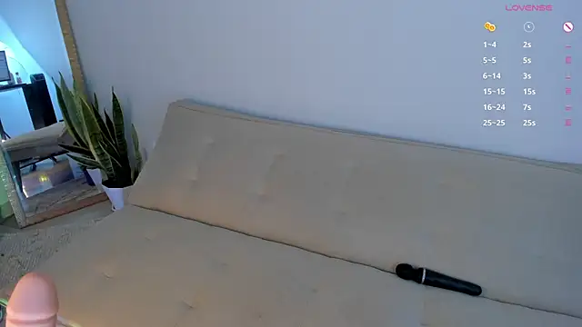 sweet pink  online show from 09-21-25, 10:50