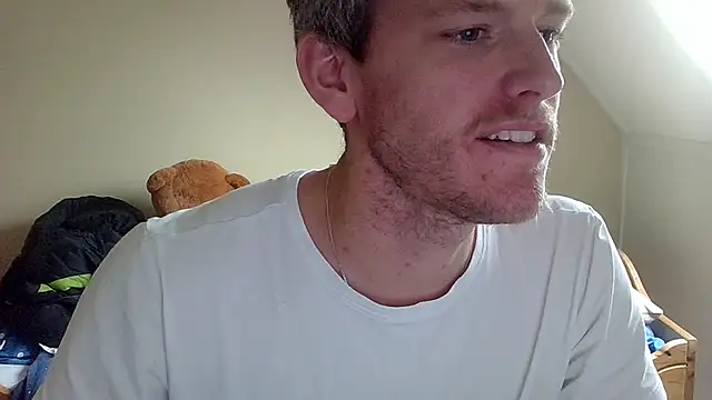 Snapshot of Love_Bert chatting on 10-12-25, 12:15 Love Bert online show from 10-12-25, 12:15