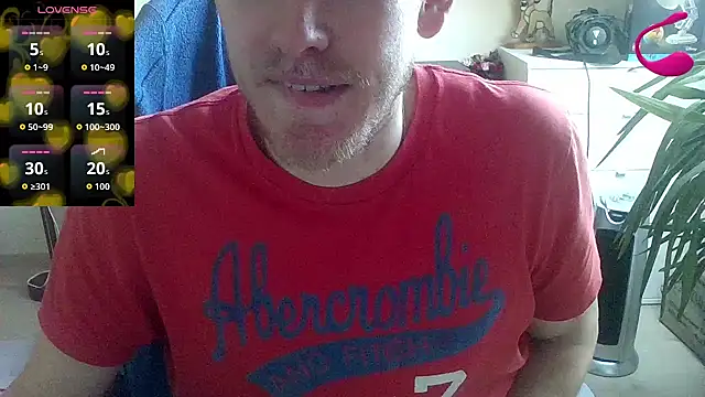 Snapshot of Love_Bert chatting on 03-12-26, 08:31 Love Bert online show from 03-12-26, 08:31