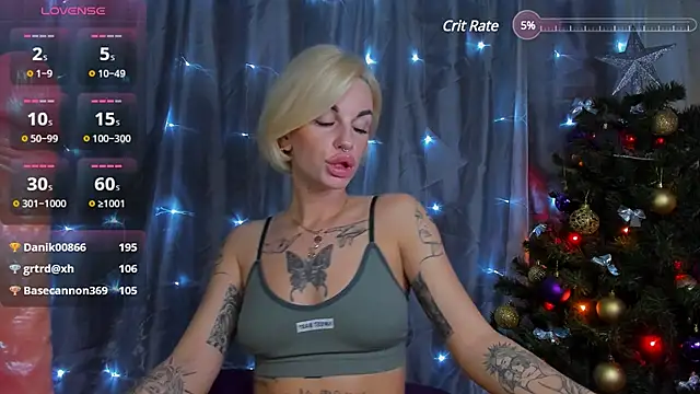 Snapshot of angel_devil_forever chatting on 01-10-25, 01:32 angel devil forever online show from 01-10-25, 01:32