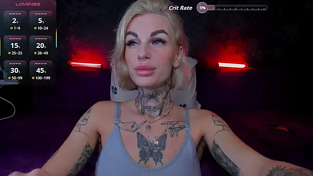 Snapshot of angel_devil_forever chatting on 10-10-25, 10:53 angel devil forever online show from 10-10-25, 10:53