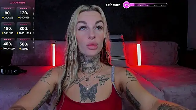 Snapshot of angel_devil_forever chatting on 11-02-25, 08:33 angel devil forever online show from 11-02-25, 08:33