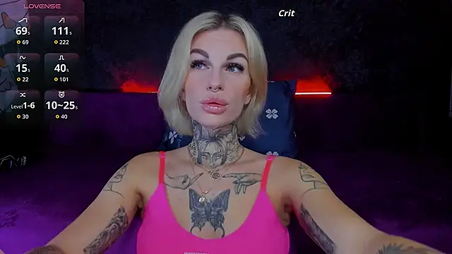 Snapshot of angel_devil_forever chatting on 11-15-25, 10:15 angel devil forever online show from 11-15-25, 10:15