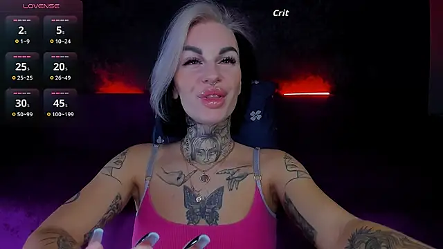 Snapshot of angel_devil_forever chatting on 11-20-25, 10:09 angel devil forever online show from 11-20-25, 10:09