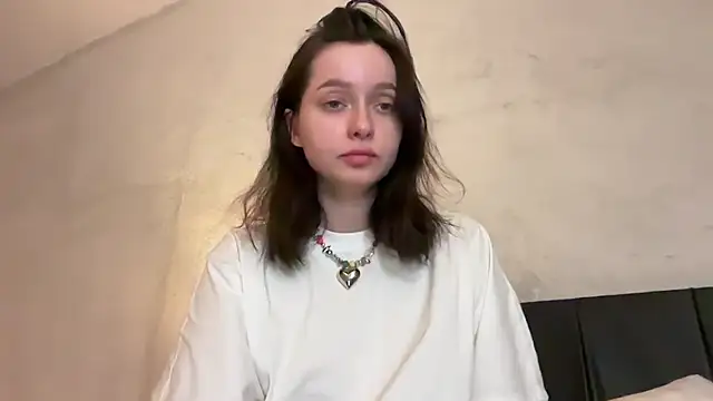 Snapshot of _liatris_ chatting on 01-10-25, 01:31 liatris online show from 01-10-25, 01:31