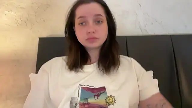 Snapshot of _liatris_ chatting on 03-05-25, 11:06 liatris online show from 03-05-25, 11:06